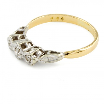 18ct gold & Platinum Diamond 3 stone Ring size I